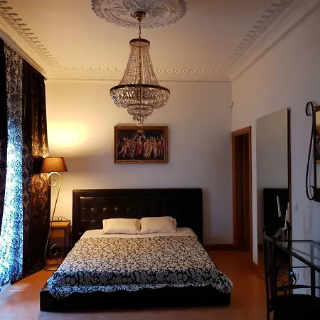 Silver Coast Apartments Apartament